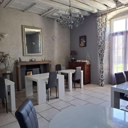 Maison D'Eusebia Château-Chalon Buitenkant foto