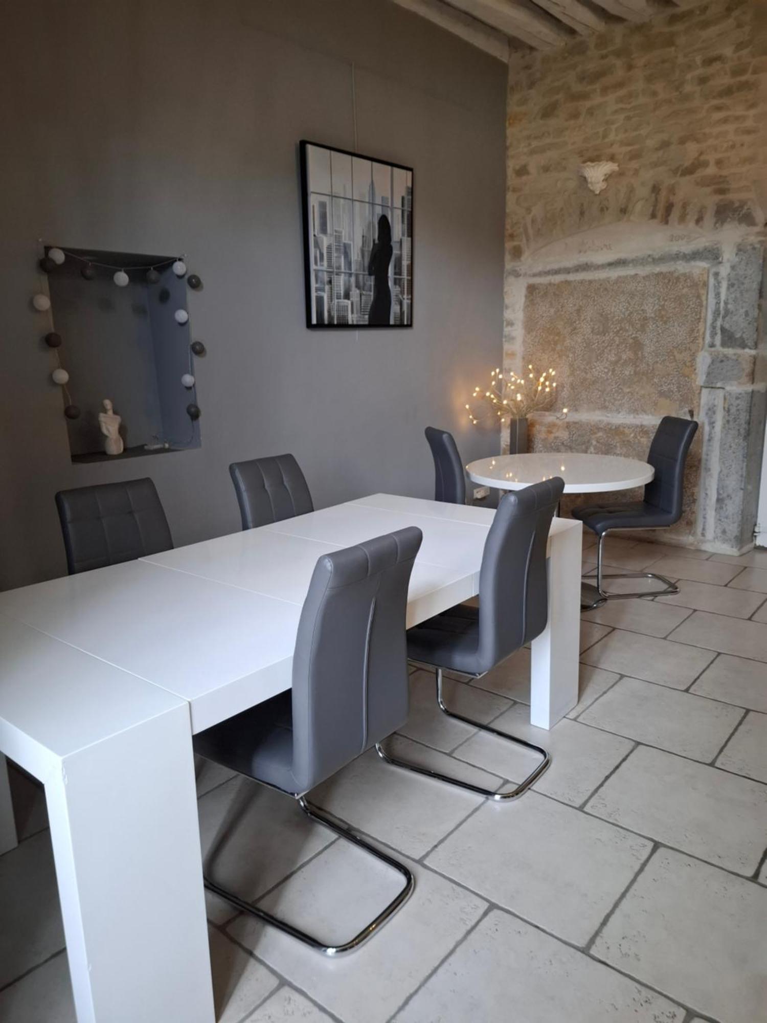 Maison D'Eusebia Château-Chalon Buitenkant foto