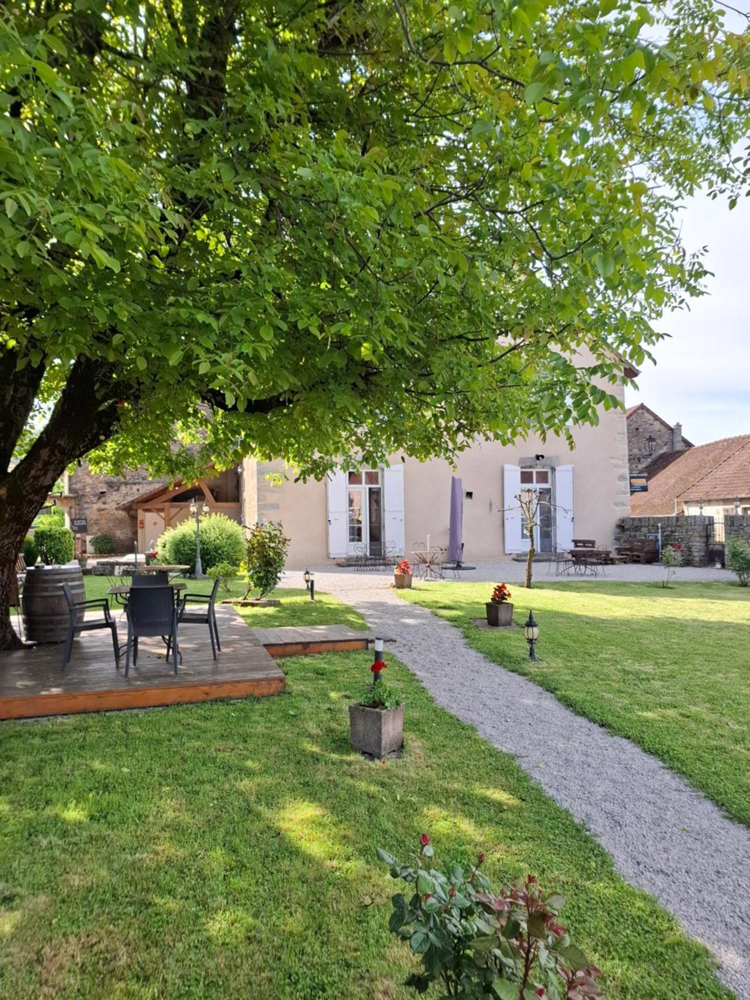 Maison D'Eusebia Château-Chalon Buitenkant foto
