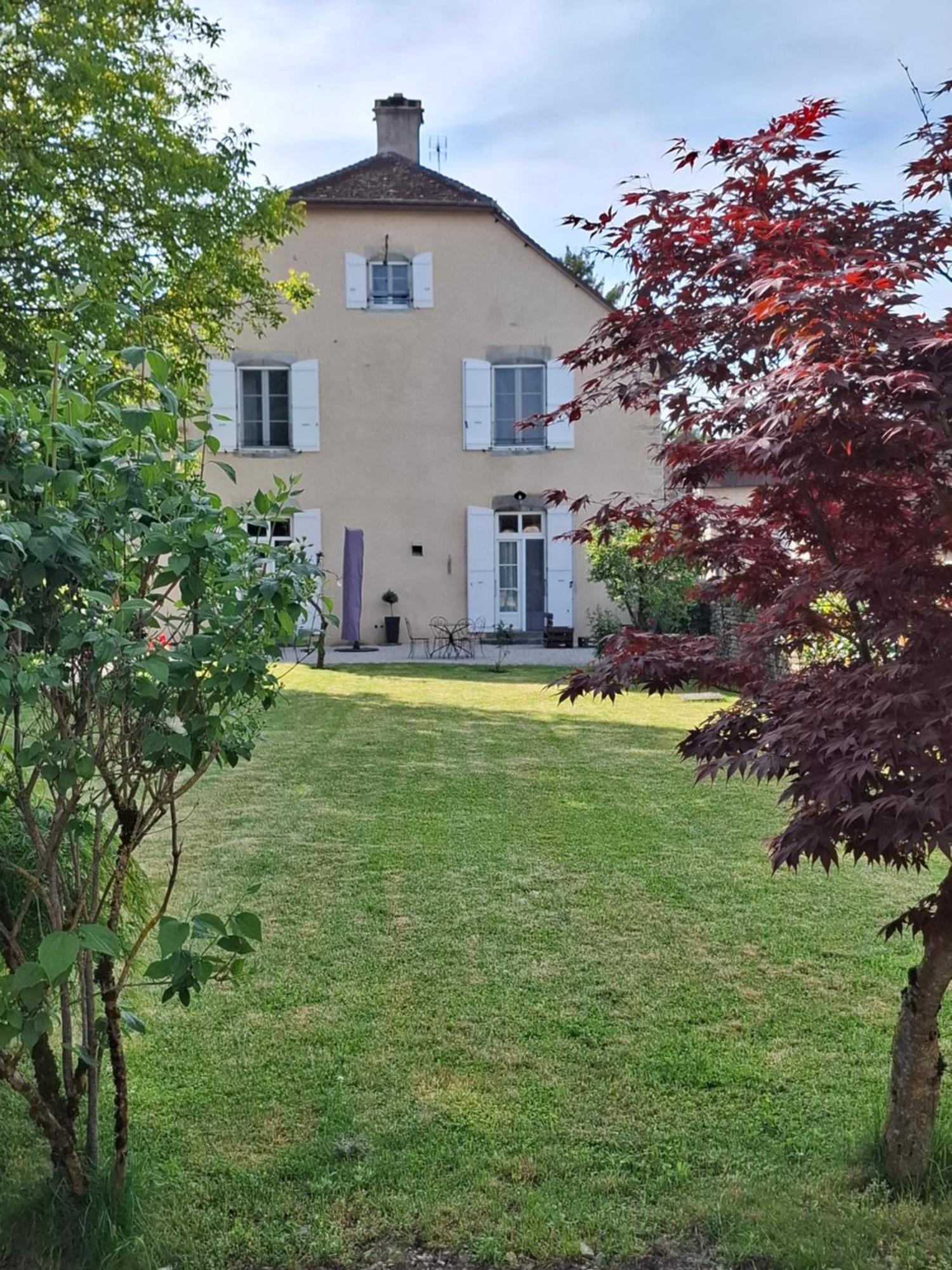 Maison D'Eusebia Château-Chalon Buitenkant foto